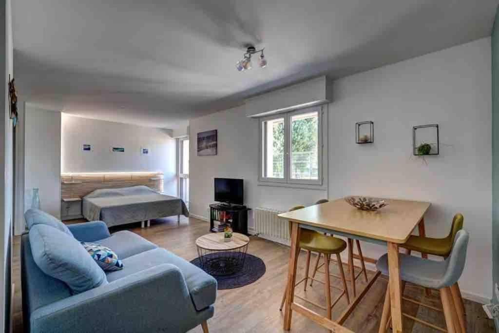 Le Studio 35 - Charme, Parking & Proche Lac Annecy Exterior photo